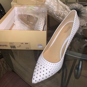 BRAND NEW MICHEAL KORS HEELS (CLAIRE PUMP LEATHER)
